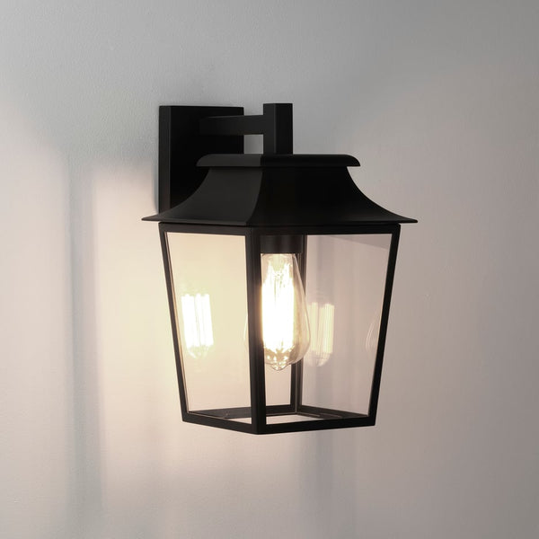 Astro 1340004 Richmond Wall Lantern 200 Textured Black