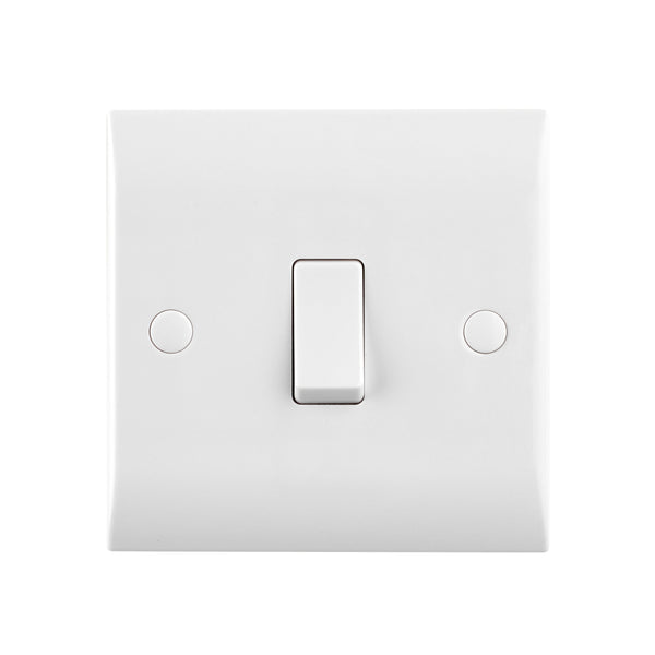 Saxby CE100 10AX 1G 1-Way Switch
