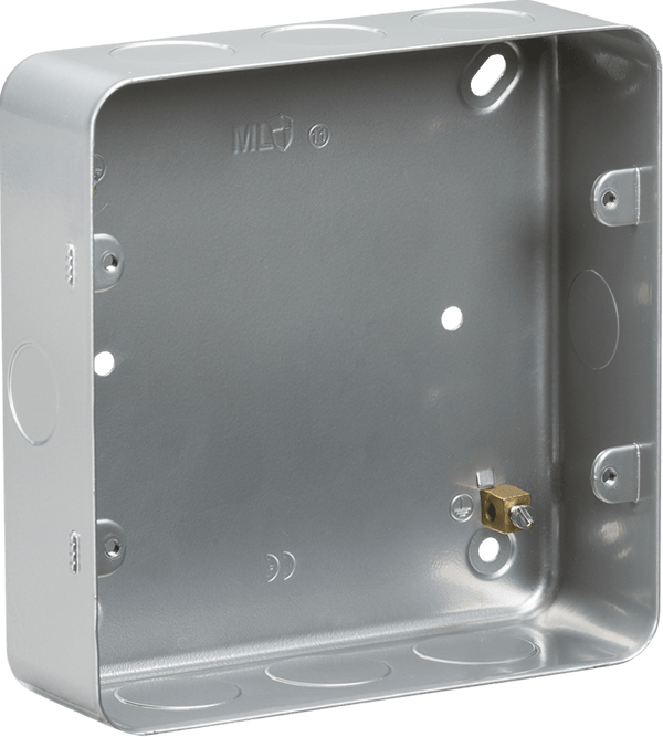 Knightsbridge MLA GDSG68M Metalclad 6-8G surface mount box - Knightsbridge MLA - Falcon Electrical UK