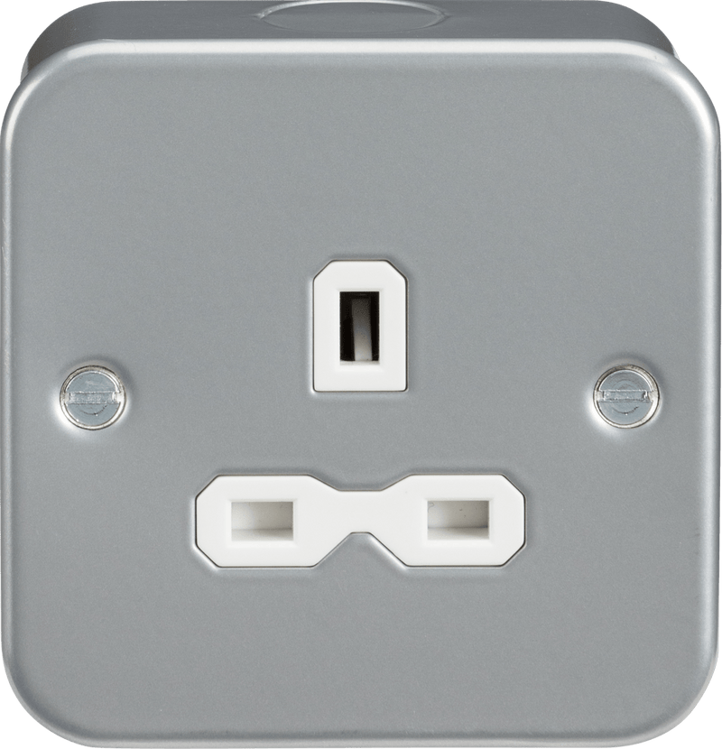 Knightsbridge MLA MR7000U Metal Clad 13A 1G Unswitched Socket - Knightsbridge MLA - Falcon Electrical UK