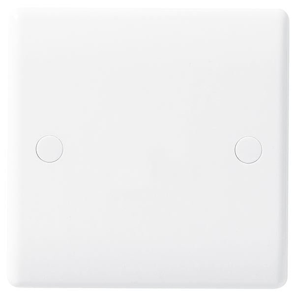 BG 858 Nexus White Moulded Single 25A Flex Outlet Plate
