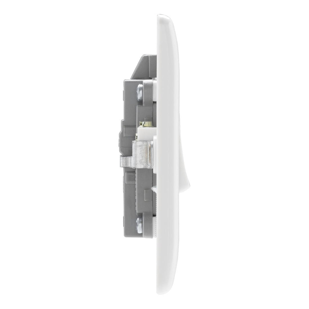 BG 832 White Nexus Moulded Single Switch with Flex Outlet, 20A - BG ...