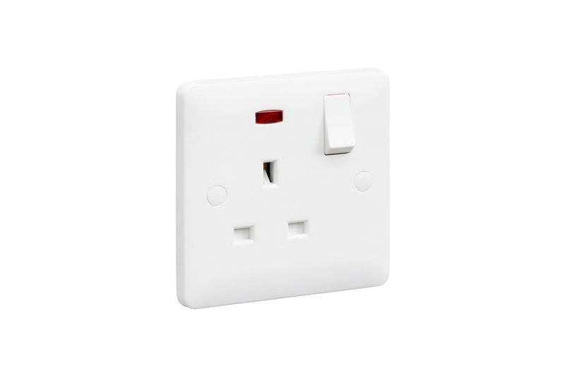 MK Base 13A 1G SP Switched Socket with Neon (MB2657WHI)