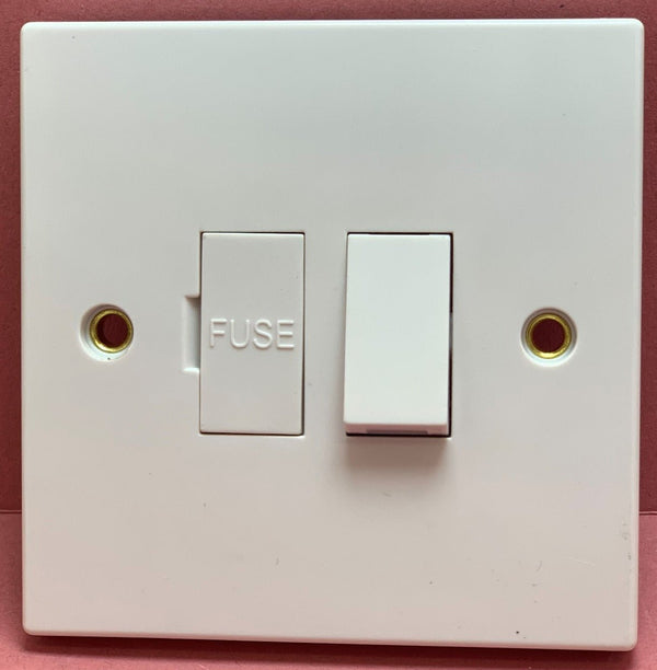 Quadrant XL Switched 13A Fused Spur - QXL422 - Quadrant - Falcon Electrical UK