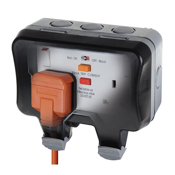 BG WP22RCD Weatherproof 13A 2-Gang Switched Socket with RCD - BG - Falcon Electrical UK